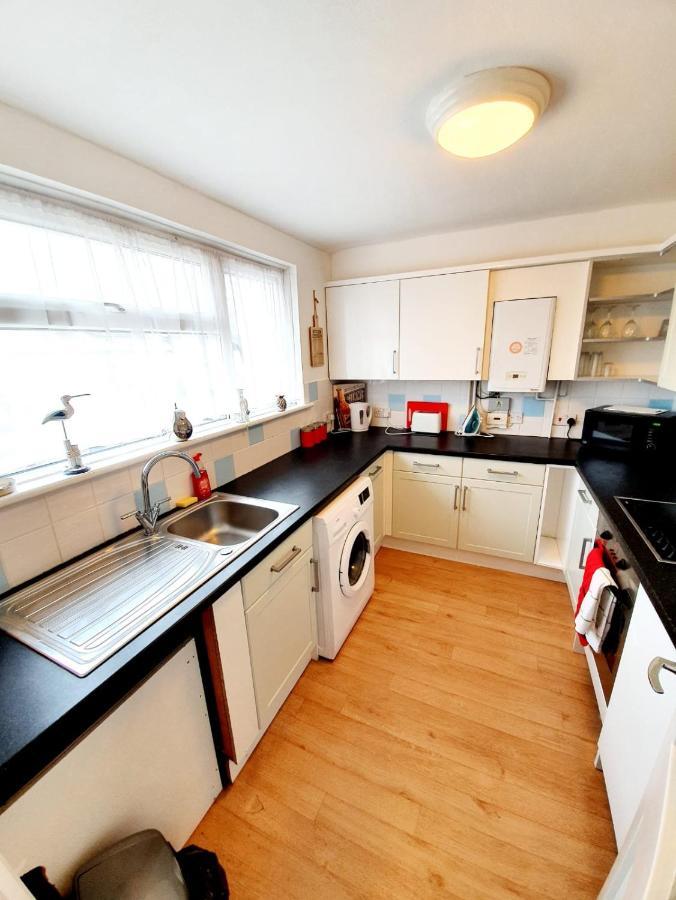 Rayleigh Town Centre 2 Bedroom Apartment מראה חיצוני תמונה